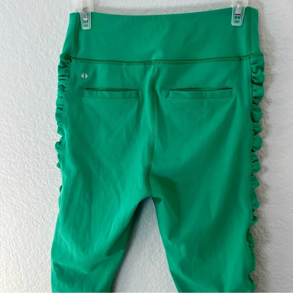 Thrive Societe T31L155 Green Ruffled Leggings Size Small - Picture 9 of 12